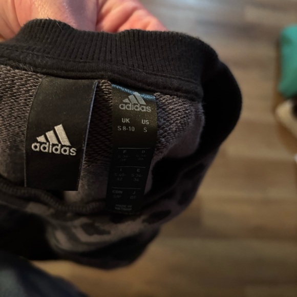 Leopard Print Sweatshirt - Picture 4 of 6